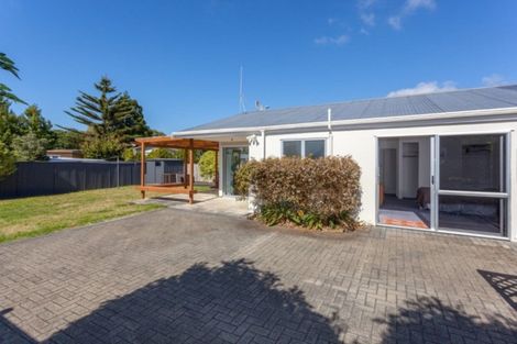 Photo of property in 114b Weka Street, Whangamata, 3620
