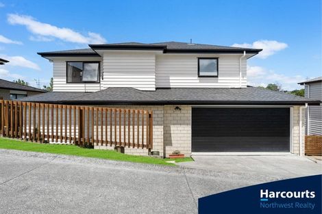 Photo of property in 1b Makora Road, Massey, Auckland, 0614