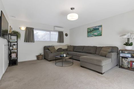 Photo of property in 107 Windermere Road, Papanui, Christchurch, 8053