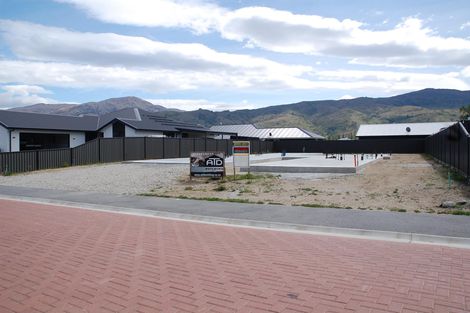 Photo of property in 4 Hortons Way, Cromwell, 9310