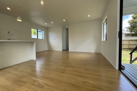 Photo of property in 134a Mcleod Road, Te Atatu South, Auckland, 0610