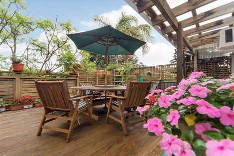 Photo of property in 4b Aramoana Avenue, Devonport, Auckland, 0624