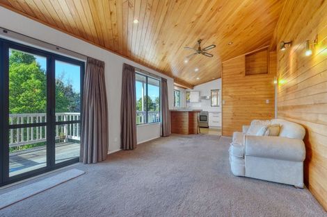 Photo of property in 71 Cable Bay Block Road, Cable Bay, 0420