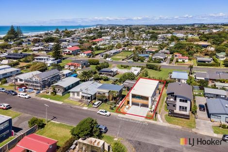 Photo of property in 21 Brighton Road, Waihi Beach, 3611