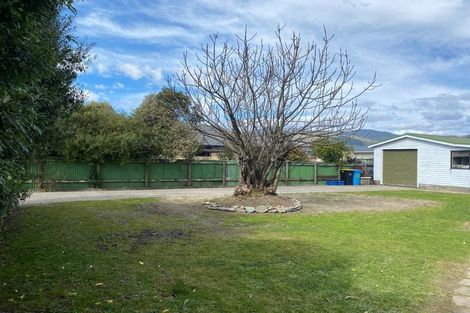 Photo of property in 176 Commercial Street, Takaka, 7110