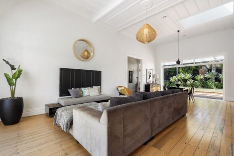 Photo of property in 9 Acton Place, Avondale, Auckland, 0600