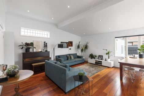 Photo of property in 39 Queen Street, Petone, Lower Hutt, 5012