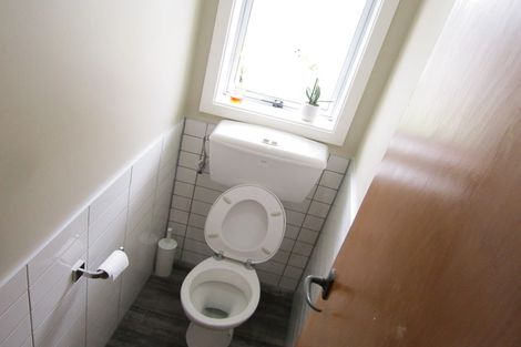 Photo of property in 6 Milnebank Street, Upper Riccarton, Christchurch, 8041