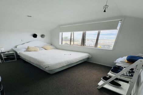 Photo of property in 1/1a Haverstock Road, Sandringham, Auckland, 1025