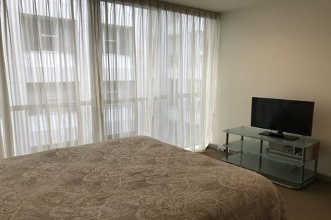 Photo of property in Terrace Heights Apartments, 2/163p The Terrace, Wellington Central, Wellington, 6011