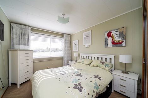 Photo of property in 79a Barrett Street, Westown, New Plymouth, 4310