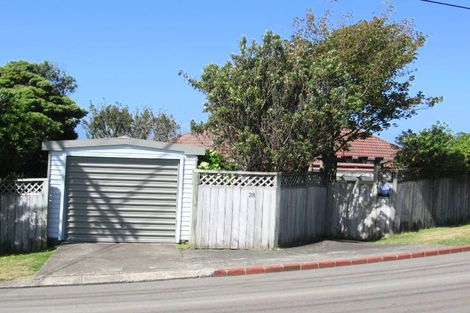 Photo of property in 28 Mandalay Terrace, Khandallah, Wellington, 6035