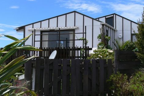 Photo of property in 20 Tui Grove, Paihia, 0200