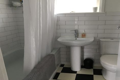 Photo of property in 7/16 Church Street, Devonport, Auckland, 0624