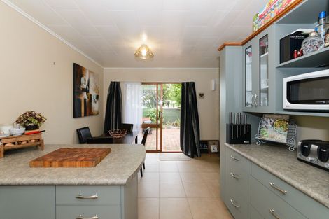 Photo of property in 51 Kimberley Grove, Westbrook, Palmerston North, 4412