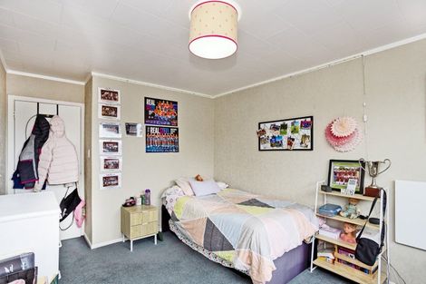 Photo of property in 105 Cunningham Crescent, Grasmere, Invercargill, 9810