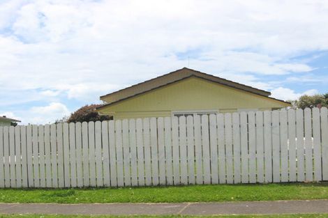 Photo of property in 35 Arnwood Street, Manurewa, Auckland, 2102