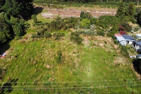 Photo of property in 110-114 Main Road, Blackball, 7804