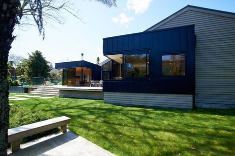 Photo of property in 21 Opoia Road, Hamilton East, Hamilton, 3216