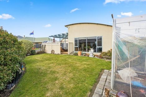 Photo of property in 18 Rowan Place, Mosgiel, 9024