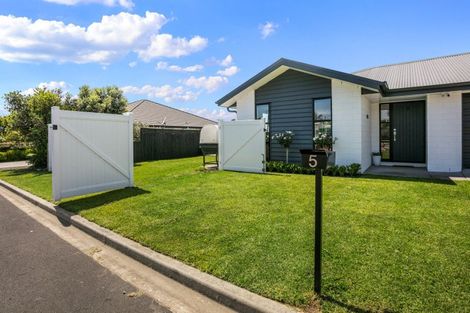 Photo of property in 5 Anatere Rise, Athenree, Katikati, 3177