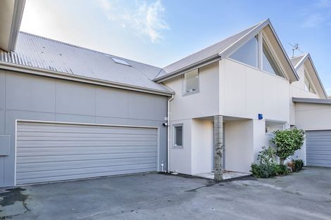 Photo of property in 4/1010 Colombo Street, St Albans, Christchurch, 8014