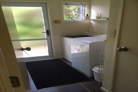 Photo of property in 44 Pacific Parade, Army Bay, Whangaparaoa, 0930