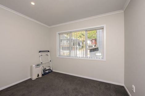 Photo of property in 22 Rarangi Way, Owhiro Bay, Wellington, 6023