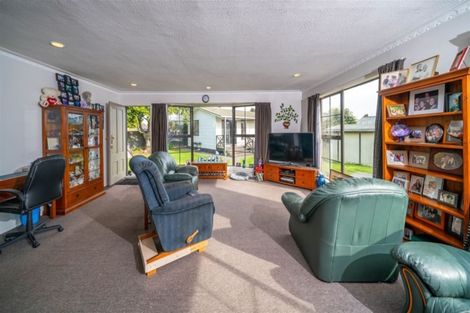 Photo of property in 26 Davidson Crescent, Hornby, Christchurch, 8042