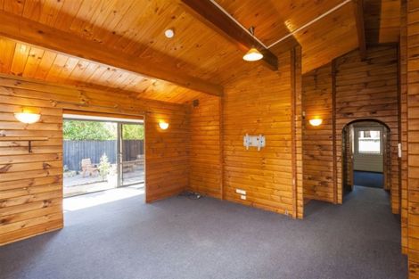 Photo of property in 7a Prestons Road, Redwood, Christchurch, 8051