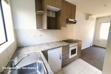 Photo of property in 33 Claverdon Drive, Massey, Auckland, 0614