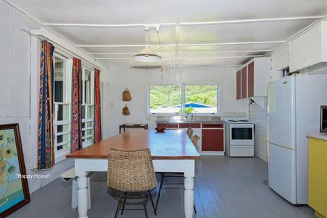 Photo of property in 2 Domett Street, Mahia, Nuhaka, 4198