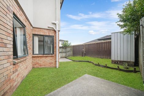Photo of property in 92b Naylors Drive, Mangere, Auckland, 2022