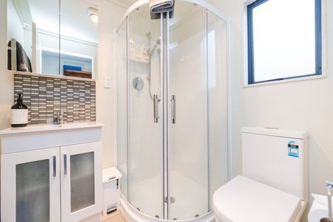 Photo of property in 24 Gorton Street, Bulls, 4818