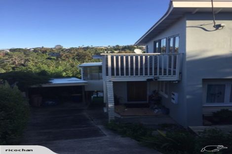 Photo of property in 32 Peter Terrace, Castor Bay, Auckland, 0620