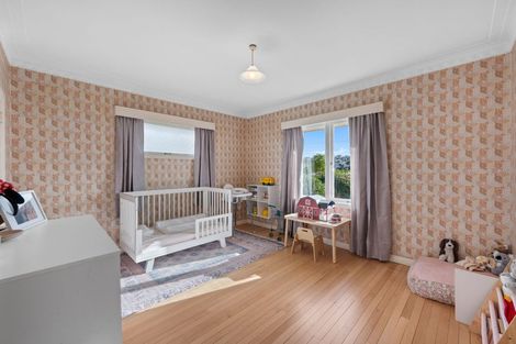 Photo of property in 1/53 Uxbridge Road, Mellons Bay, Auckland, 2014