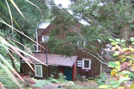 Photo of property in 114 Victory Road, Laingholm, Auckland, 0604