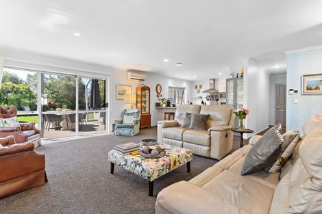 Photo of property in 11a Humphries Street, Greytown, 5712