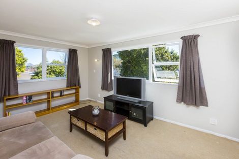 Photo of property in 43 Burns Grove, Trentham, Upper Hutt, 5018