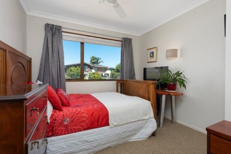 Photo of property in 15 Clivedene Street, Matua, Tauranga, 3110
