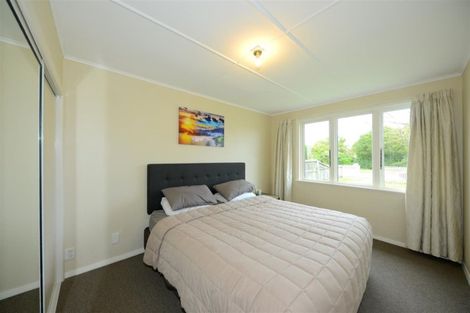 Photo of property in 26 Bateman Avenue, Bryndwr, Christchurch, 8053