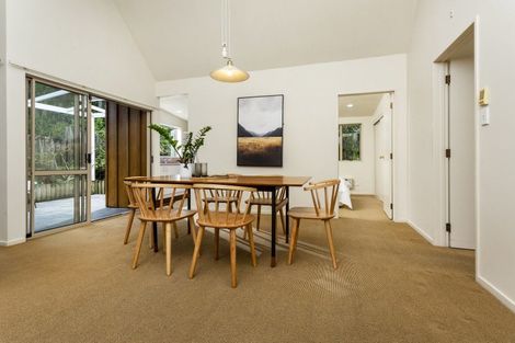 Photo of property in 2/34 Waipuia Place, Greenhithe, Auckland, 0632