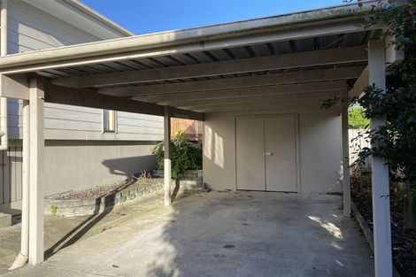 Photo of property in 8a Croydon Road, New Lynn, Auckland, 0600