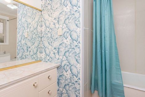 Photo of property in 14 Highbury Place, Avonside, Christchurch, 8061