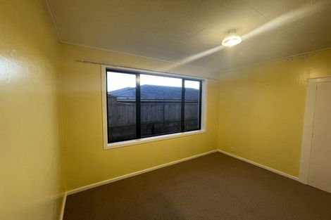 Photo of property in 38 Holloway Street, Waikiwi, Invercargill, 9810