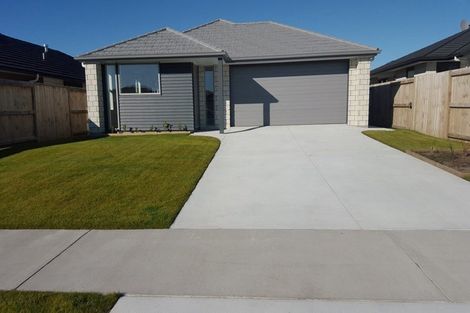 Photo of property in 21 Hebe Crescent, Papamoa Beach, Papamoa, 3118