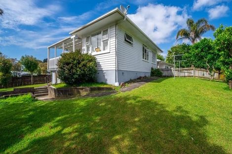 Photo of property in 81 Ennis Avenue, Pakuranga Heights, Auckland, 2010