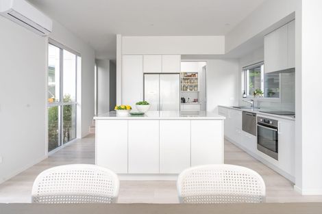 Photo of property in 58 Ames Street, Paekakariki, 5034