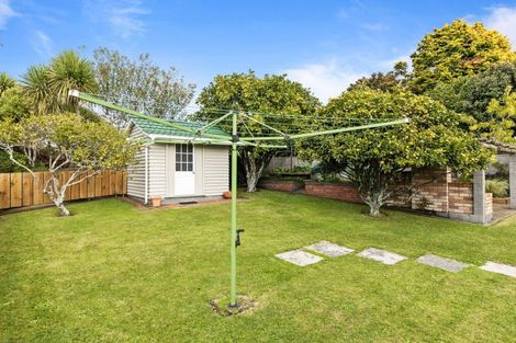 Photo of property in 71 Clawton Street, Westown, New Plymouth, 4310