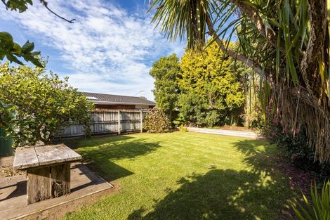 Photo of property in 47 Whiteley Street, Moturoa, New Plymouth, 4310